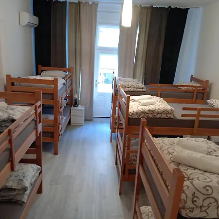 The Horse Monument Hostel Belgrád