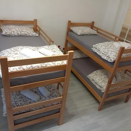 The Horse Monument Hostal *