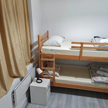 The Horse Monument Hostal *